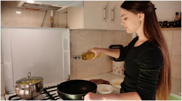 How Can I Cut Costs on Food While Traveling in Europe?