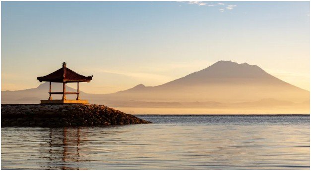 Sanur: Relaxed Beach Vibes for the Whole Family