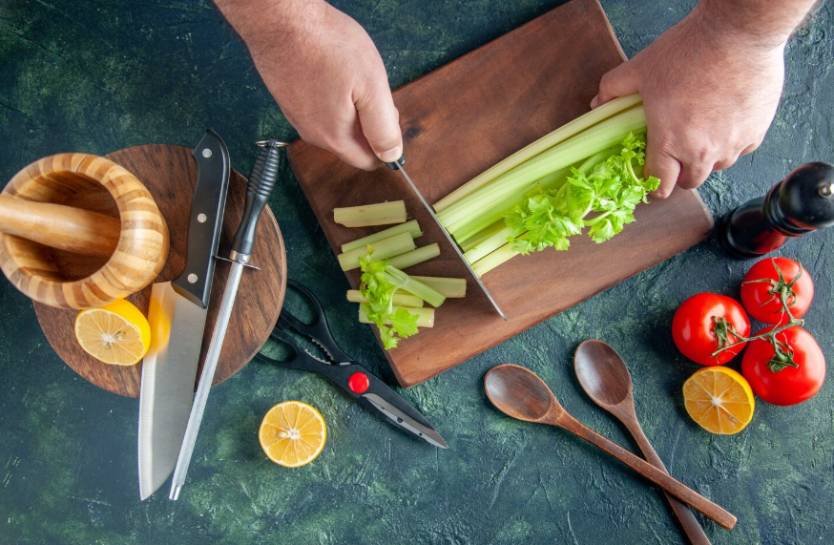 The Right Tool Mix Depends on One Knife or Several